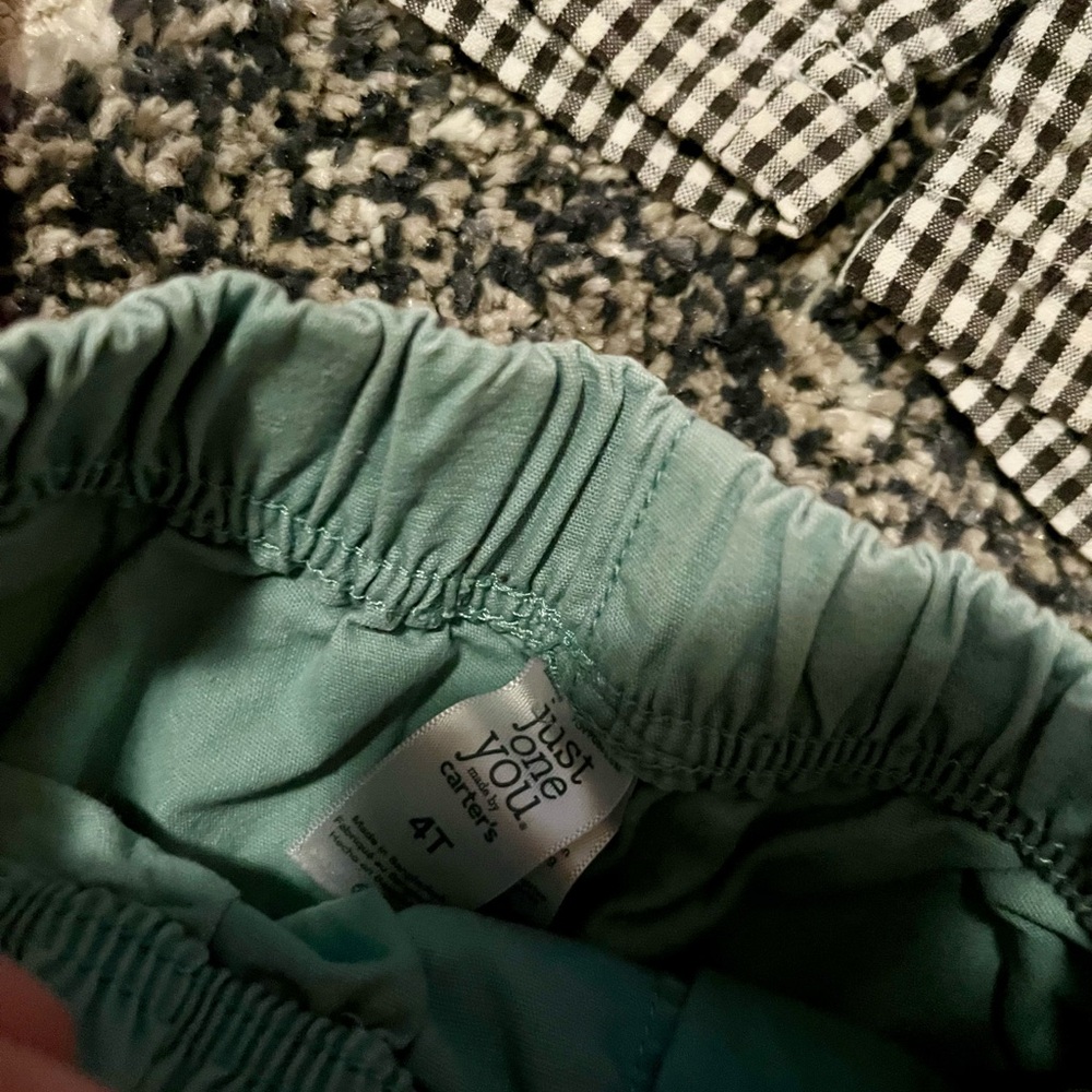 Boys 4T Shorts Collection - Carters, H&M, MM, Carhartt, & Gingham Brands - Picture 8 of 9